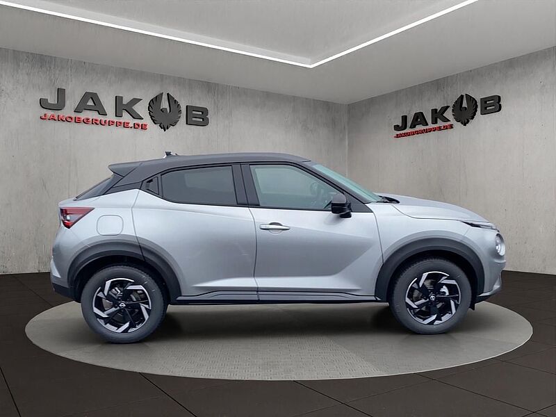 Nissan Juke N-Connecta 1.0 DIG-T DCT 84 kW (114 PS), ...